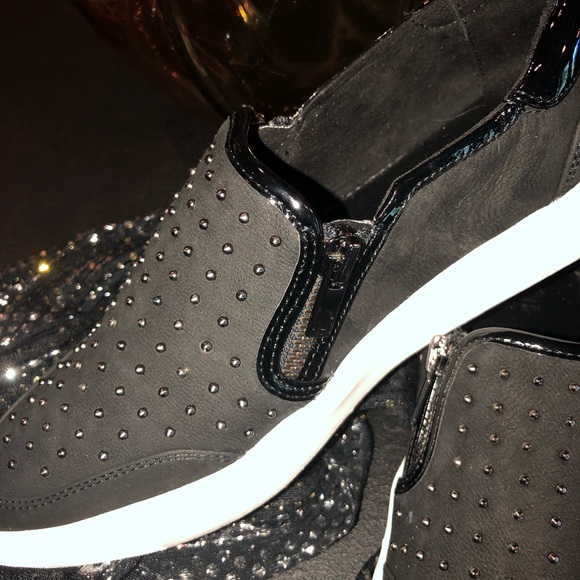 🔥SALE🔥BLACK STUDDED LOAFER - Picture 5 of 8